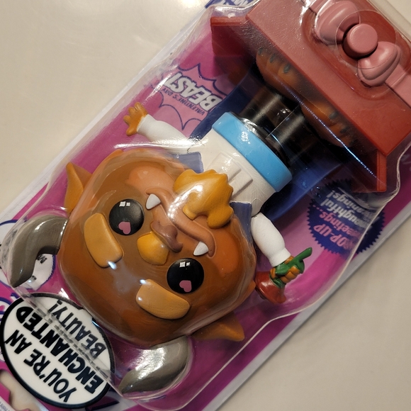 FUNKO Popsies Valentine's Day Beast From Disney's Beauty & The Beast - Picture 4 of 16